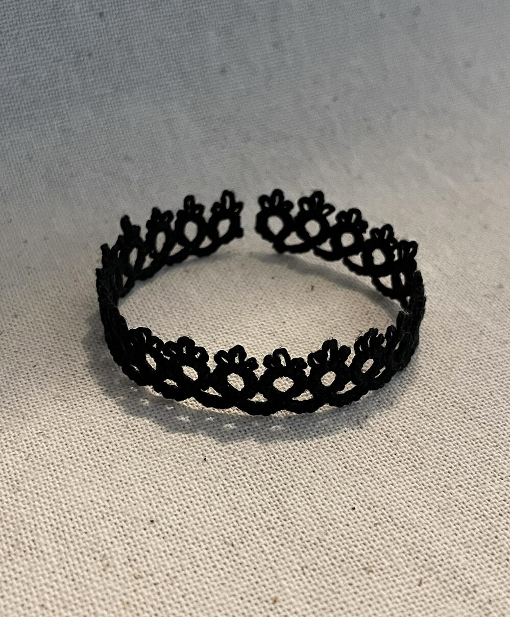 Tatting lace