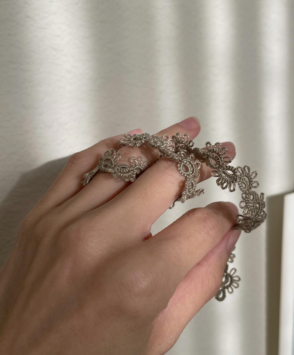 Tatting lace