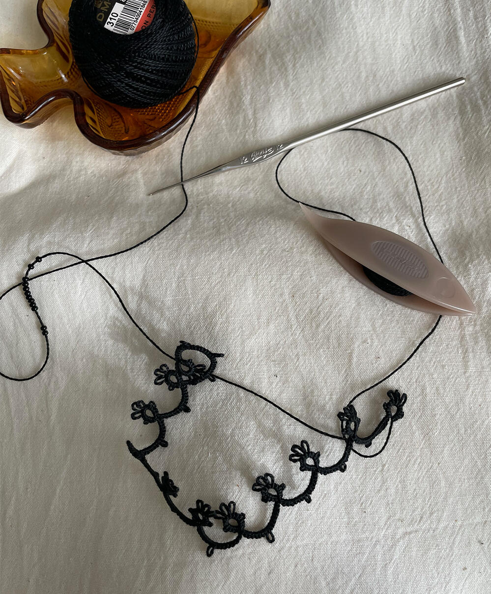 Tatting lace